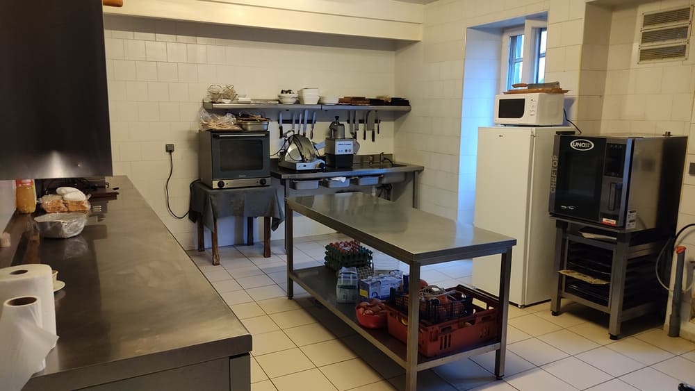 À vendre : Superbe restaurant avec logement et gîte dans le Tarn – Image 10